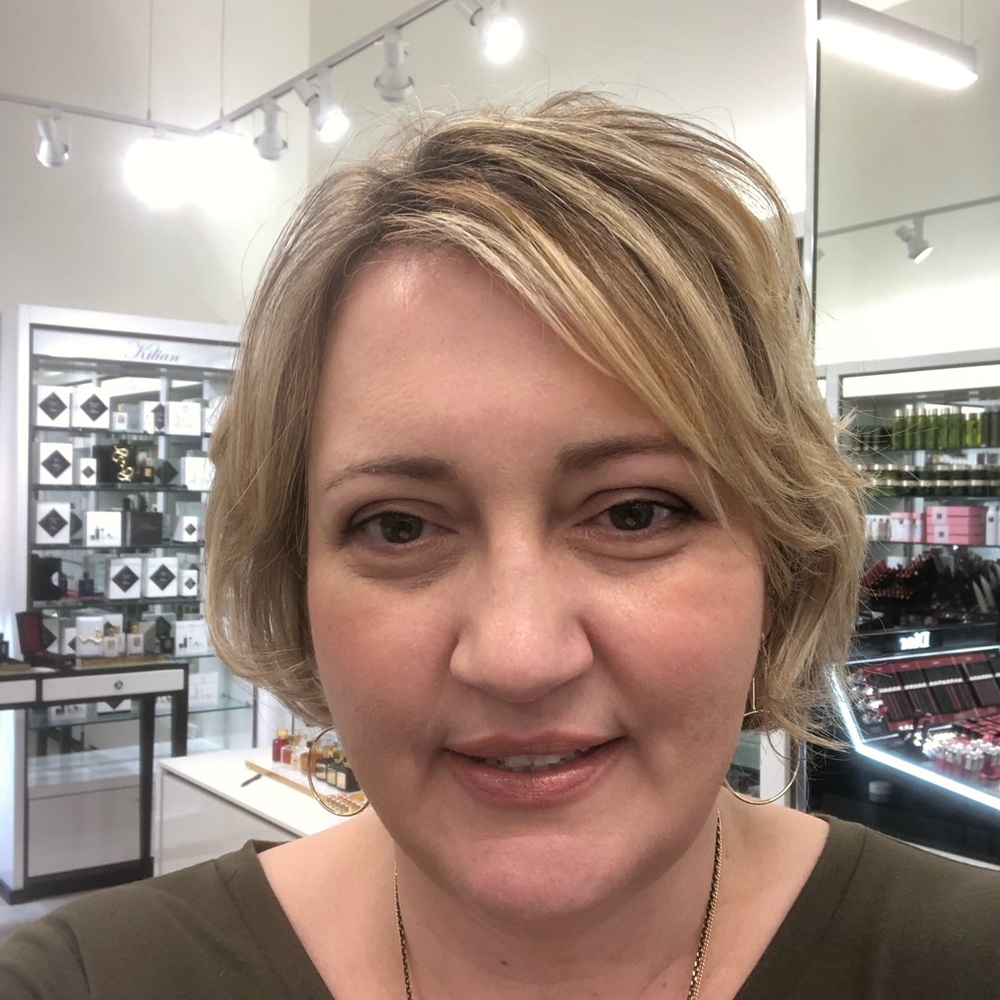 Meet your Posher, Lorrina